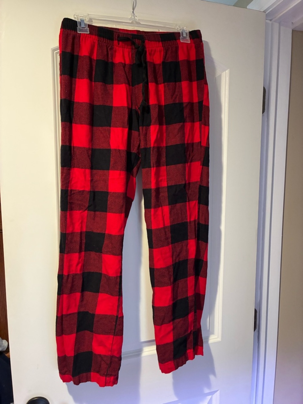 Old Navy Red & Black Plaid Pajama Bottoms